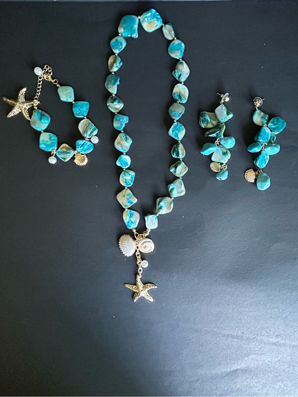Turquoise Shell Bead Necklace, Bracelet & Earring Set w/Gold Starfish Charms (5)